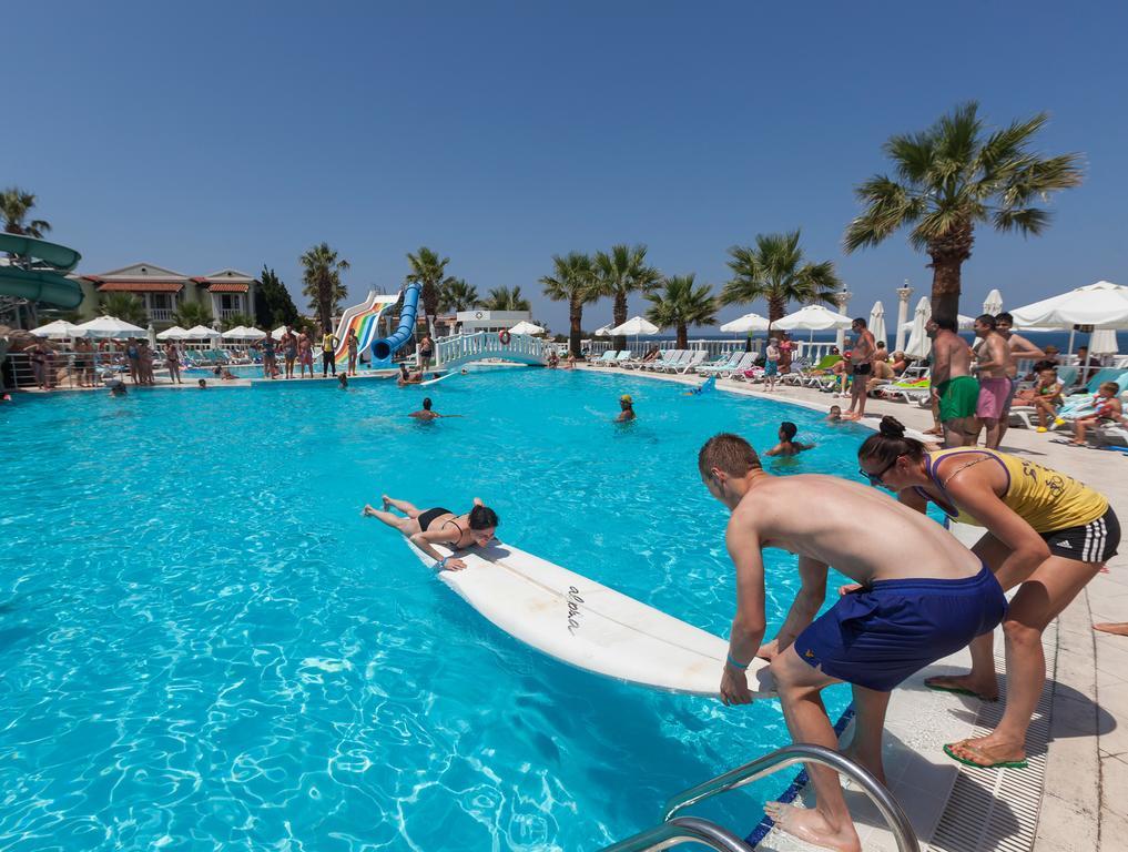 Club Tarhan Beach Didim Eksteriør billede