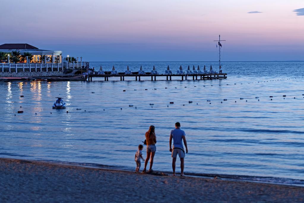 Club Tarhan Beach Didim Eksteriør billede